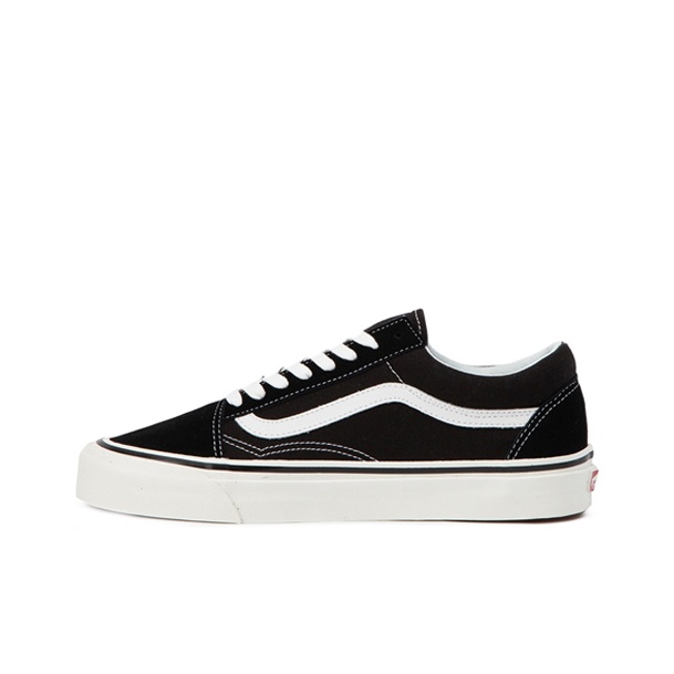Vans Shoes Old Skool - حذاء تزلج فانز أولد سكول 36